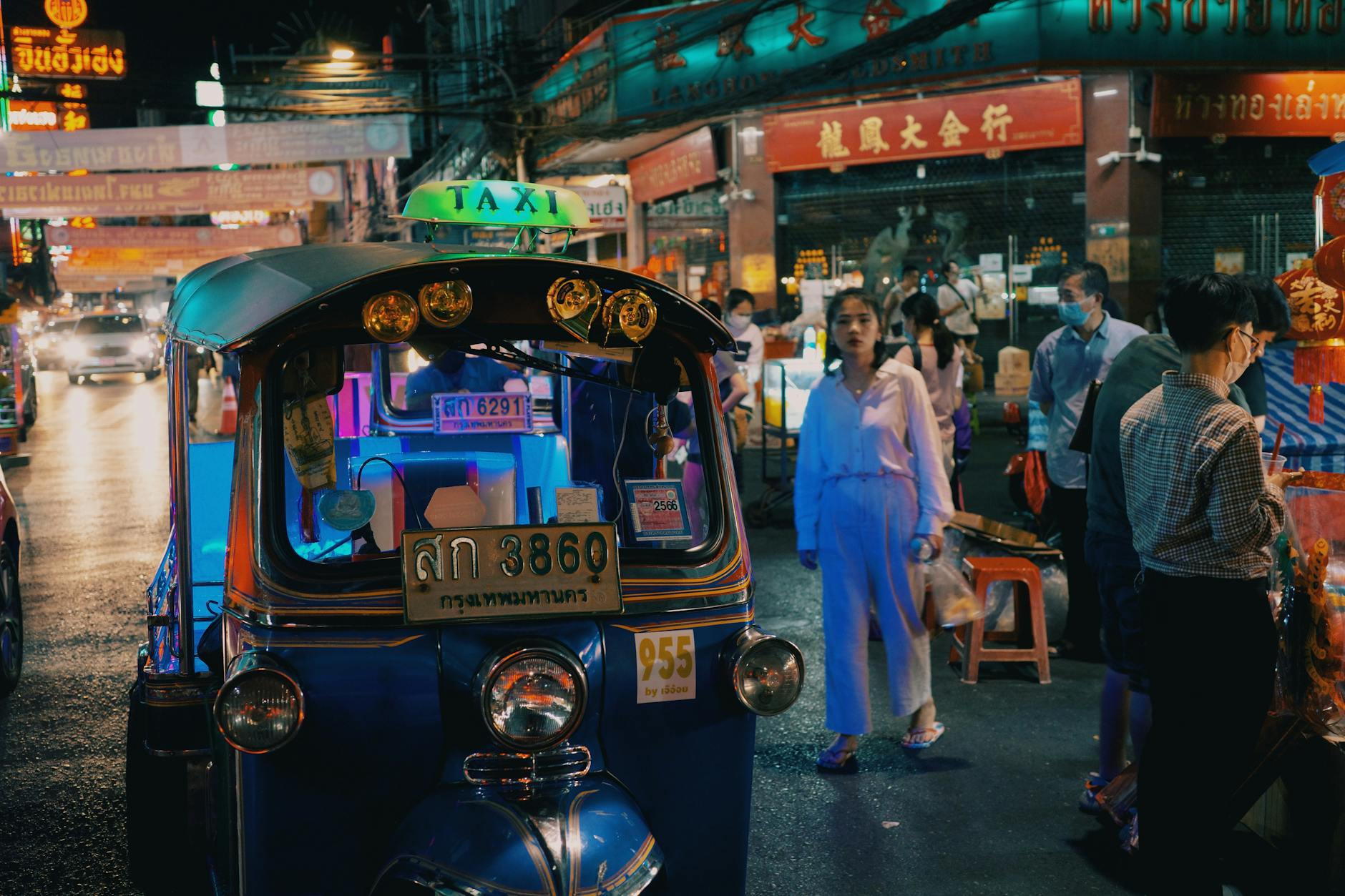 Night Market Survival Guide: Bangkok Eats After Dark