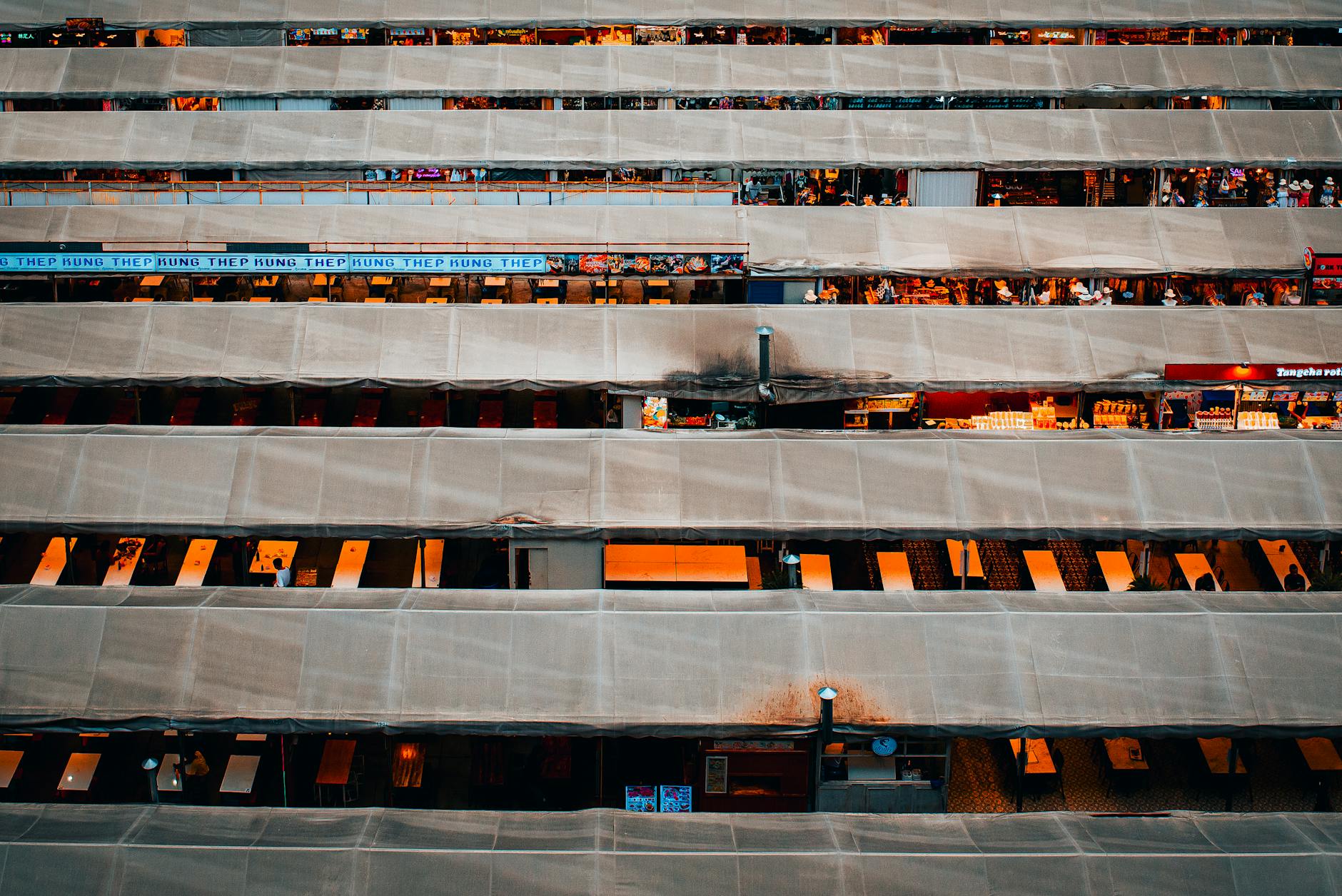 Som Tum Showdown: Top 5 Green Papaya Salad Carts in Bangkok